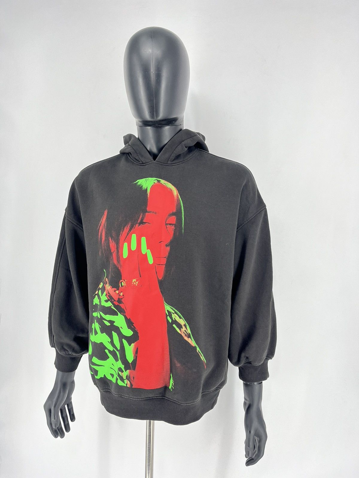 Billie Eilish Vintage Y2K Billie Eilish Oversize Hoodie Size:S Size US S / EU 44-46 / 1 - 3 Thumbnail