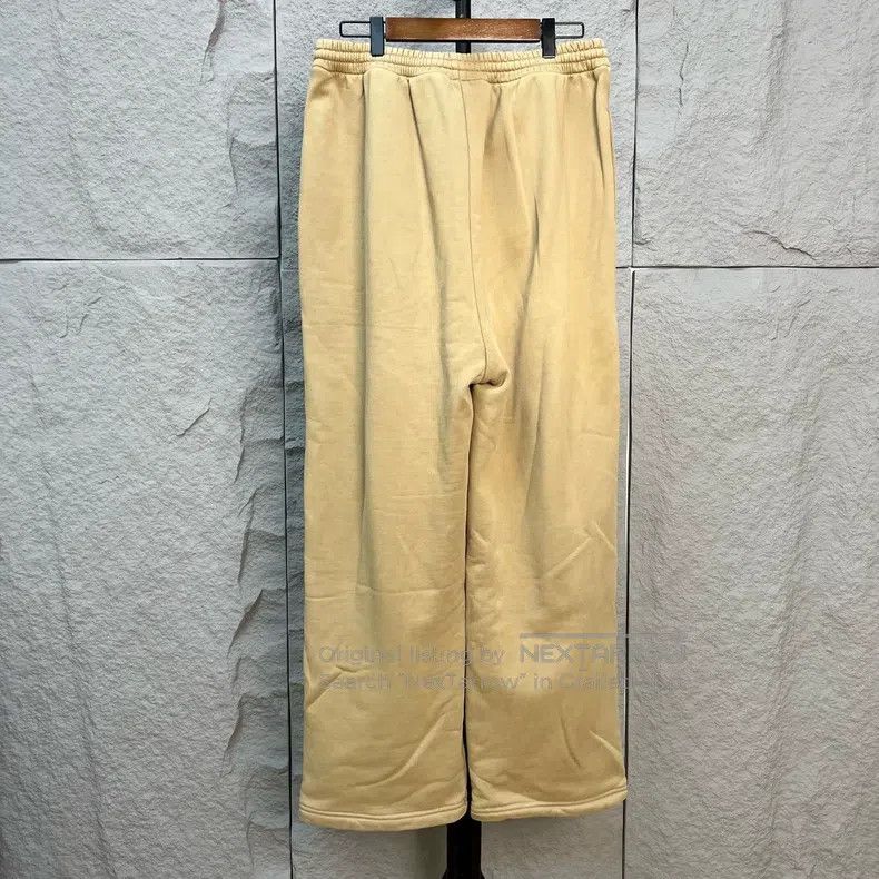 Balenciaga Balenciaga size XS Khaki Embroidered Logo Sweatpants Size US 27 - 2 Thumbnail