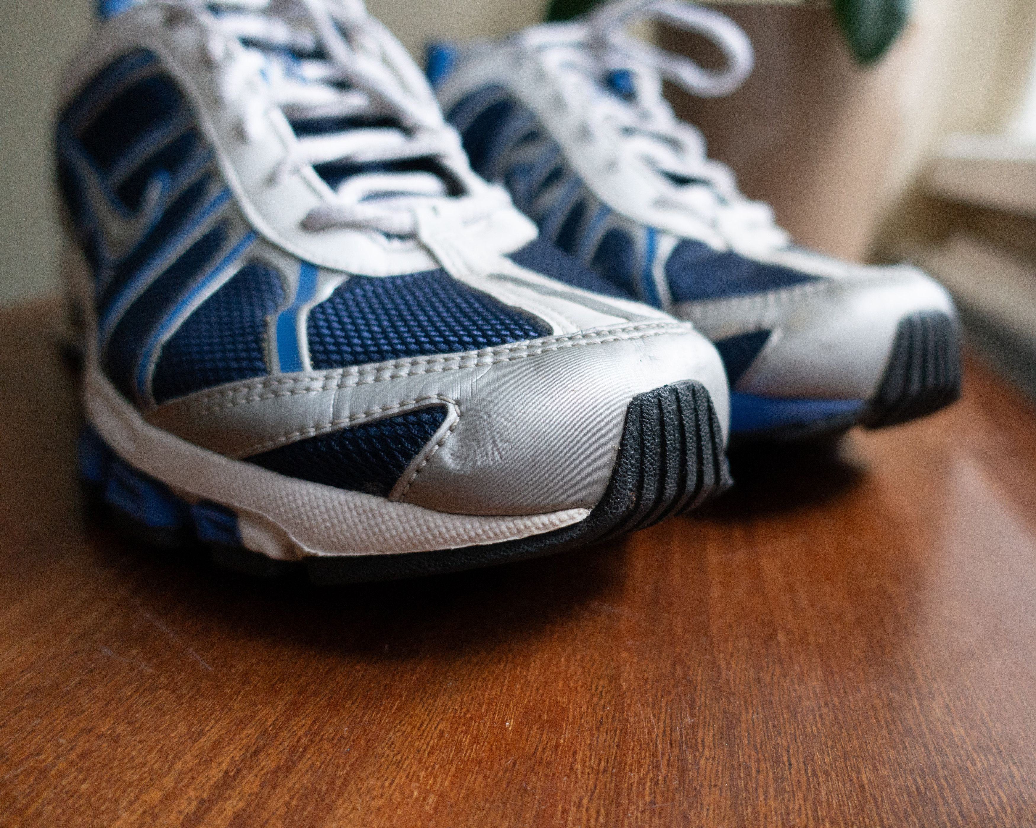 Nike Vintage 00s Nike Air Dual-D Rare Sneakers Shoes US12 Size US 12 / EU 45 - 10 Thumbnail