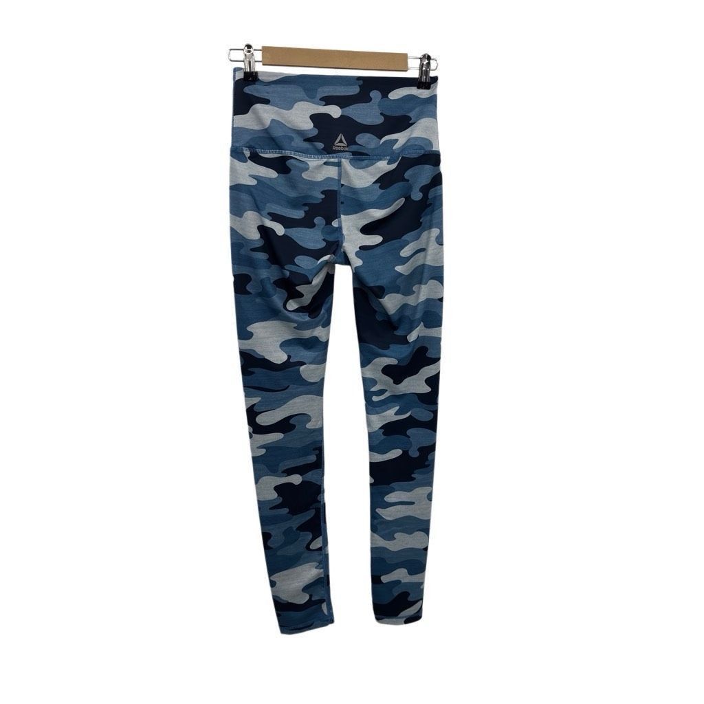 Reebok Reebok High Rise Workout Ready Camo Performance 7/8 Leggings Size 27" / US 4 / IT 40 - 1 Thumbnail