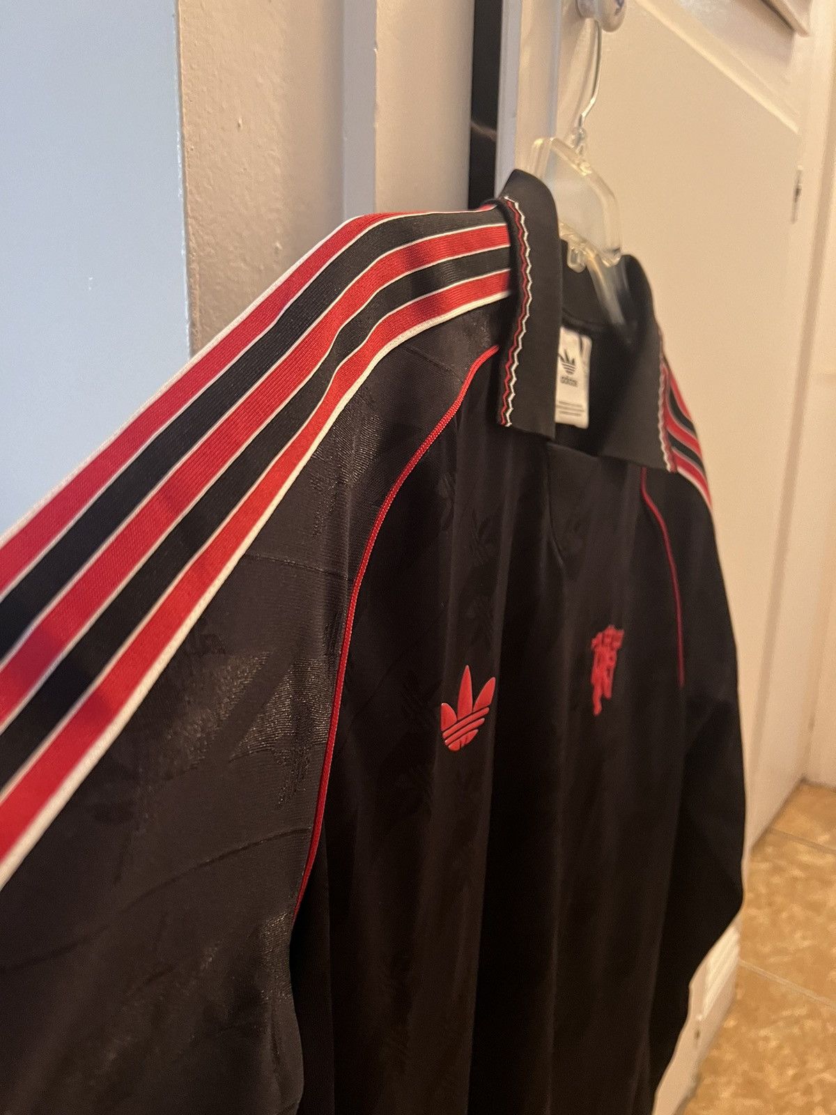 Adidas Manchester United adidas Lifestyler Long Sleeve Jersey Size US L / EU 52-54 / 3 - 6 Thumbnail