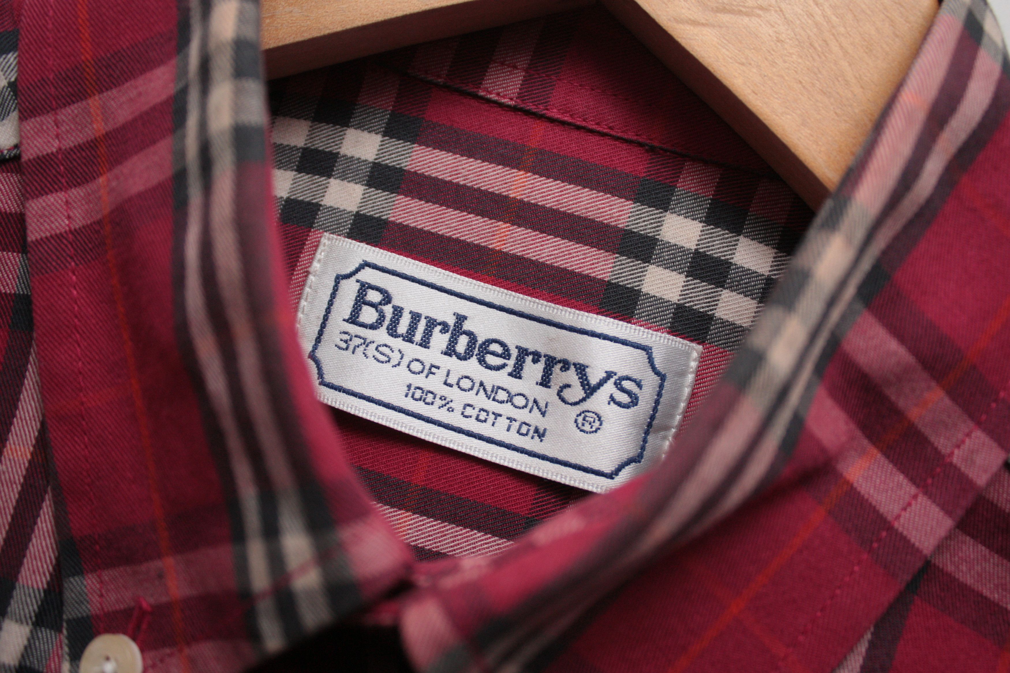 Burberry Burberry's Vintage Checkered Red L/S Shirt Small Size US S / EU 44-46 / 1 - 6 Thumbnail