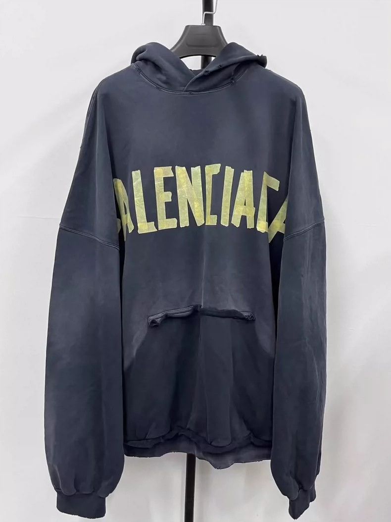 Balenciaga Balenciaga Adhesive tape TAPE textured paper sweatshirt Size US XL / EU 56 / 4 - 1 Thumbnail