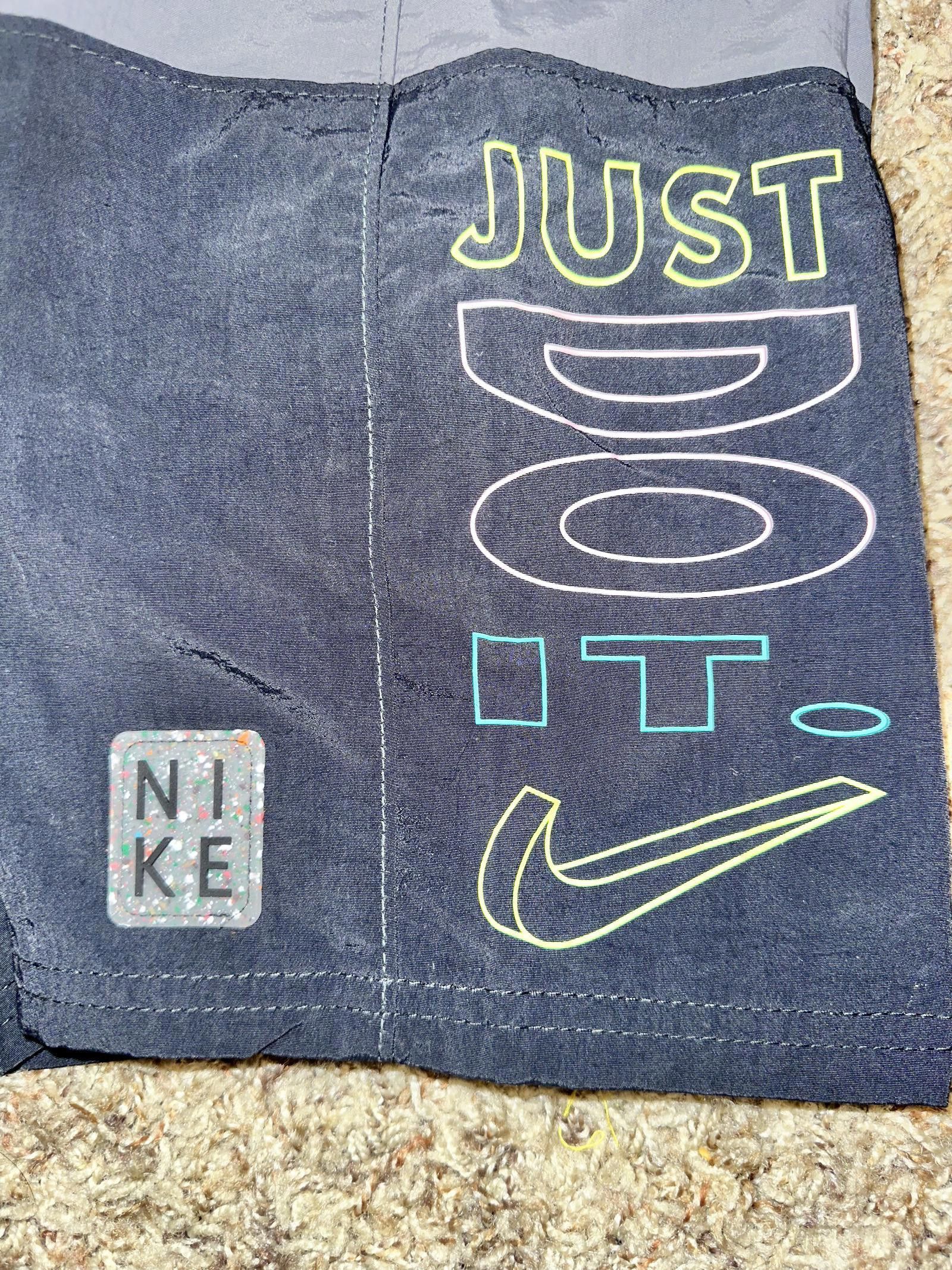 Nike Nike JDI Stack Icon Logo 7" Volley Swim Shorts Size US 32 / EU 48 - 3 Thumbnail