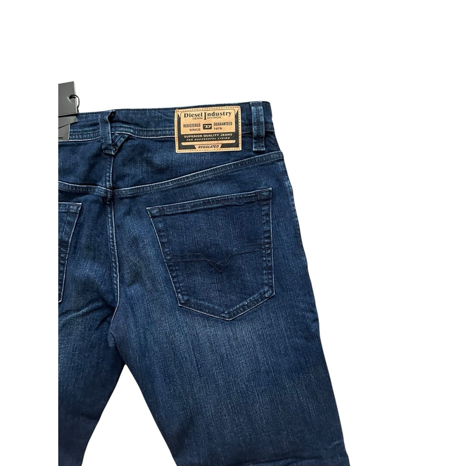 Diesel Diesel Mens Jeans Larkee Straight RB067 Blue $195 Size 36/32 Size US 36 / EU 52 - 4 Thumbnail