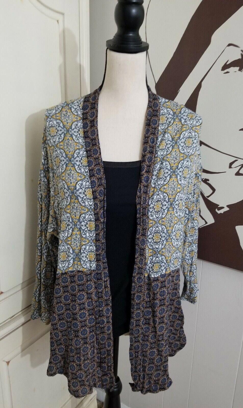 Designer Chelsea And Violet Sweater Medium Boho 3/4 Sleeve Medallion Size M / US 6-8 / IT 42-44 - 1 Thumbnail
