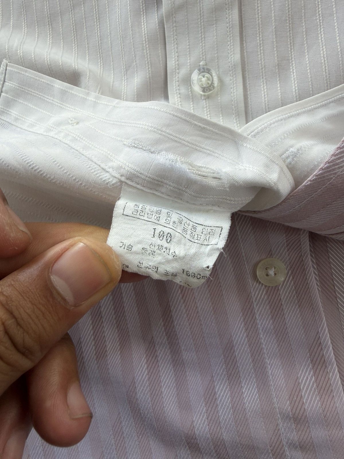 Balenciaga Balenciaga double layered vintage shirt button Size US L / EU 52-54 / 3 - 7 Thumbnail