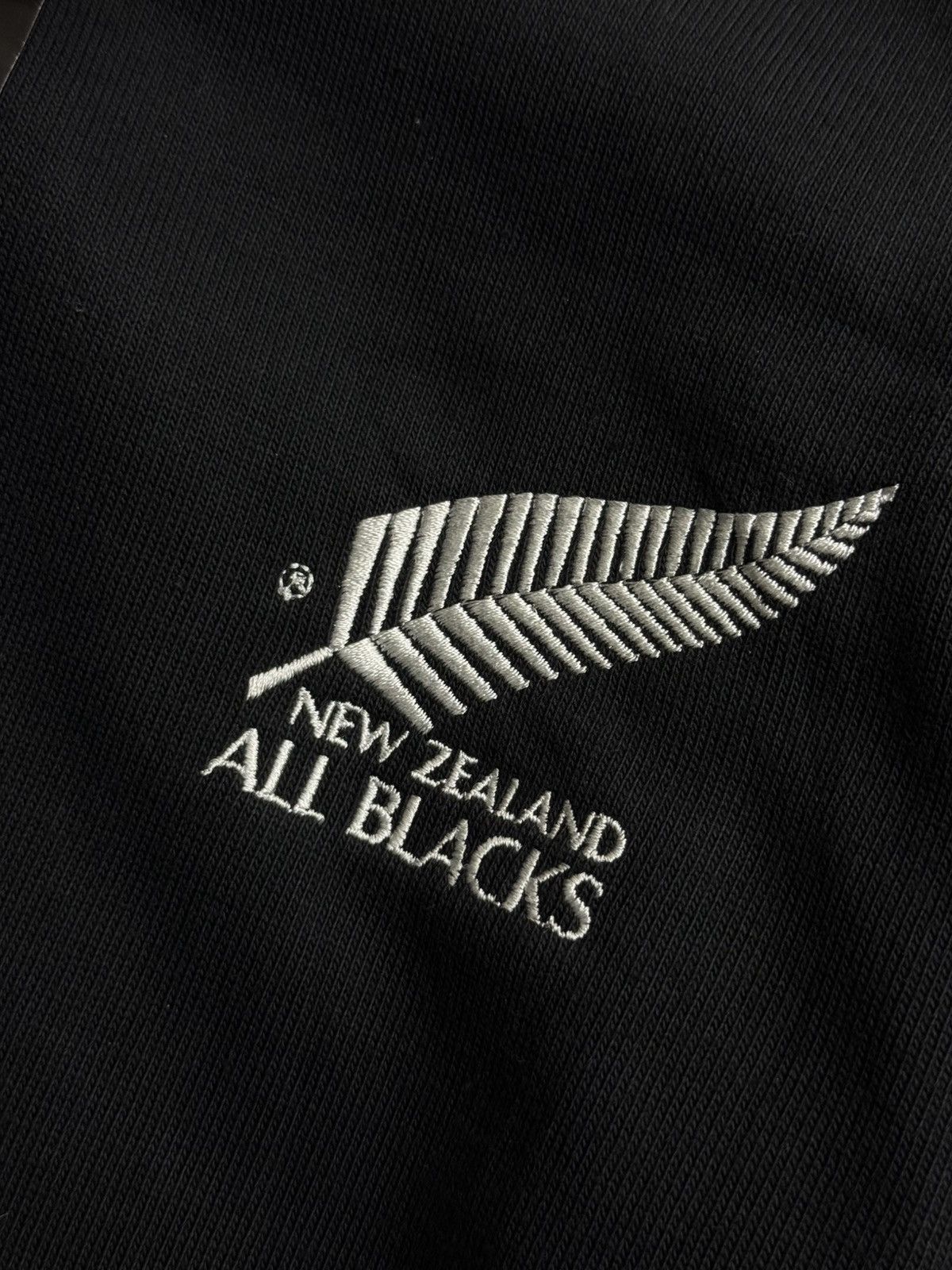Canterbury of New Zealand CANTERBURY X NEW ZEALAND " ALL BLACK " 1994/1999 WITH TAG Size US L / EU 52-54 / 3 - 5 Thumbnail