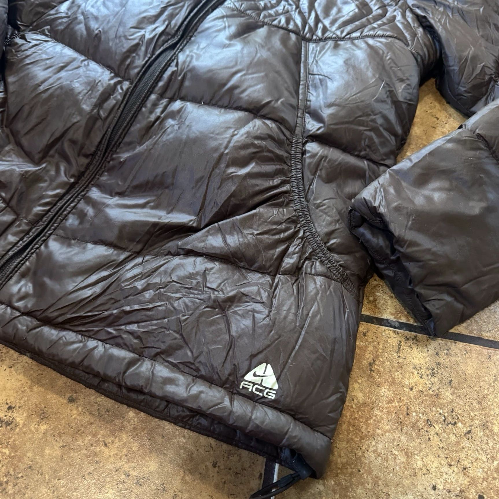 Nike ACG Nike ACG Goose Down Puffer Jacket Women’s XL Brown Zip Hooded Seasonal Outdoor Minimalist 550 Fill Size XL / US 12-14 / IT 48-50 - 6 Thumbnail