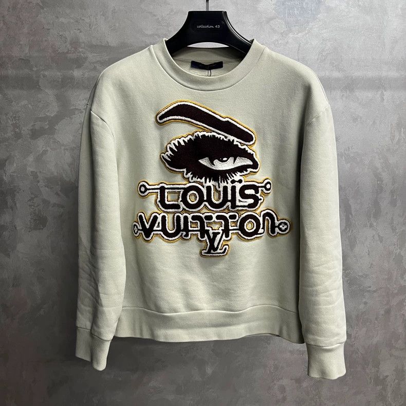 Louis Vuitton Louis Vuitton Light green brand logo embroidered crewneck p Size US S / EU 44-46 / 1 - 1 Thumbnail