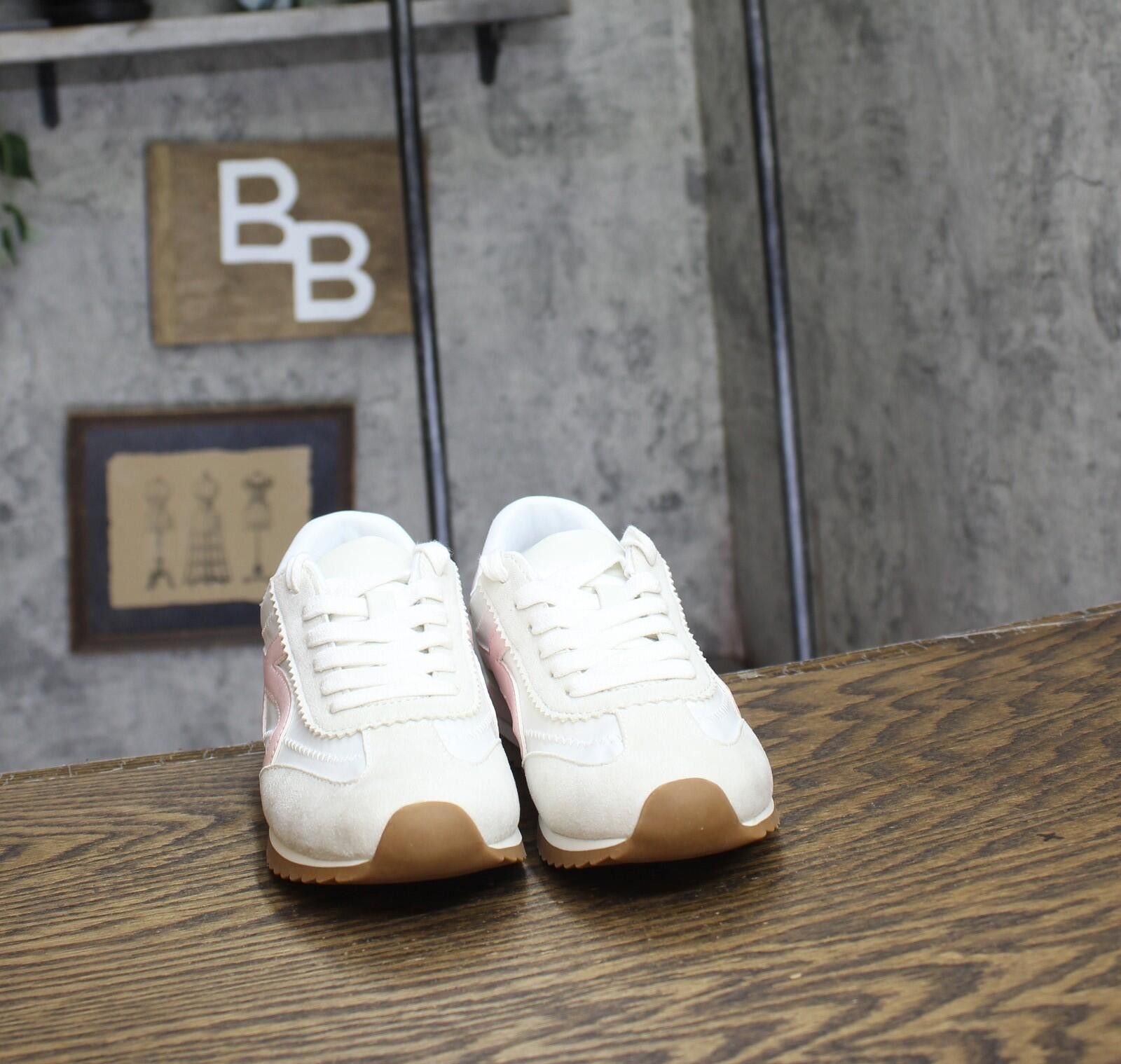 Other Nwt On 34th Womens Sneakers 10020078700 Tan / Pink / Bone 5m Size US 5 / IT 35 - 3 Thumbnail