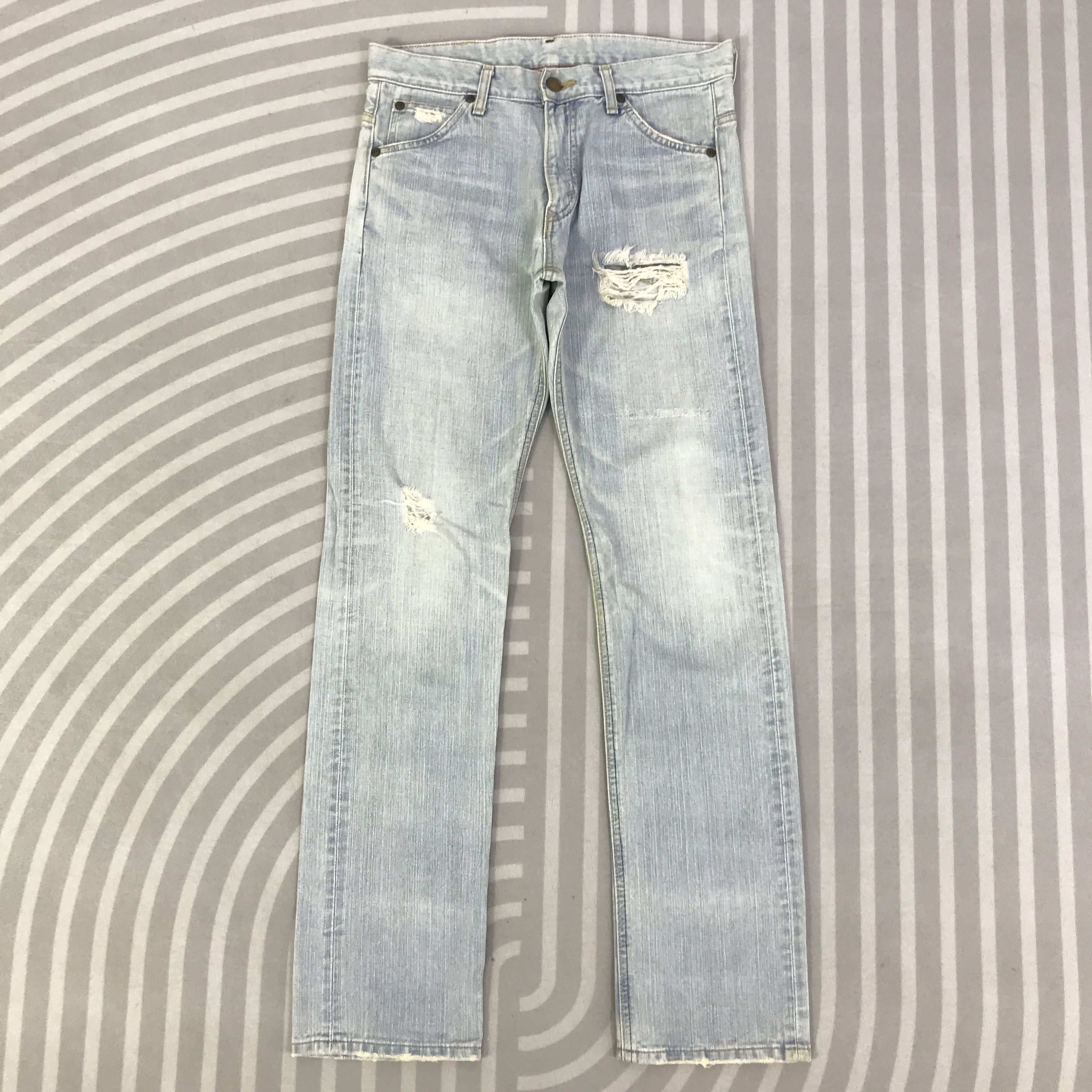 Lee Vintage Lee Jeans light wash denim K74B12 Size US 26 / EU 42 - 1 Thumbnail