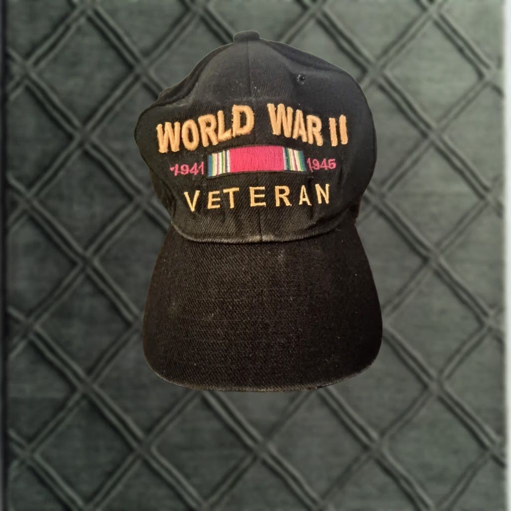 Santoni VINTAGE WW2 Veteran Santo Snapback Trucker Hat One Size Black Mens Size ONE SIZE - 1 Thumbnail