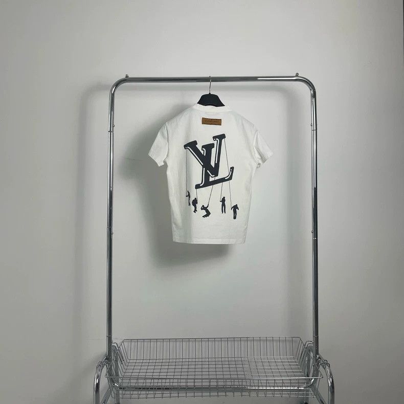 Louis Vuitton Louis Vuitton Paratrooper front and back logo short sleeve Size US S / EU 44-46 / 1 - 2 Thumbnail