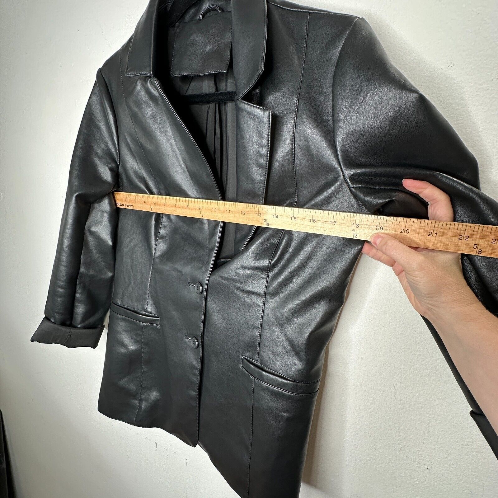 Other Black Leatherette Narrow Lapel Button Sleeve Blazer M Size M / US 6-8 / IT 42-44 - 10 Thumbnail