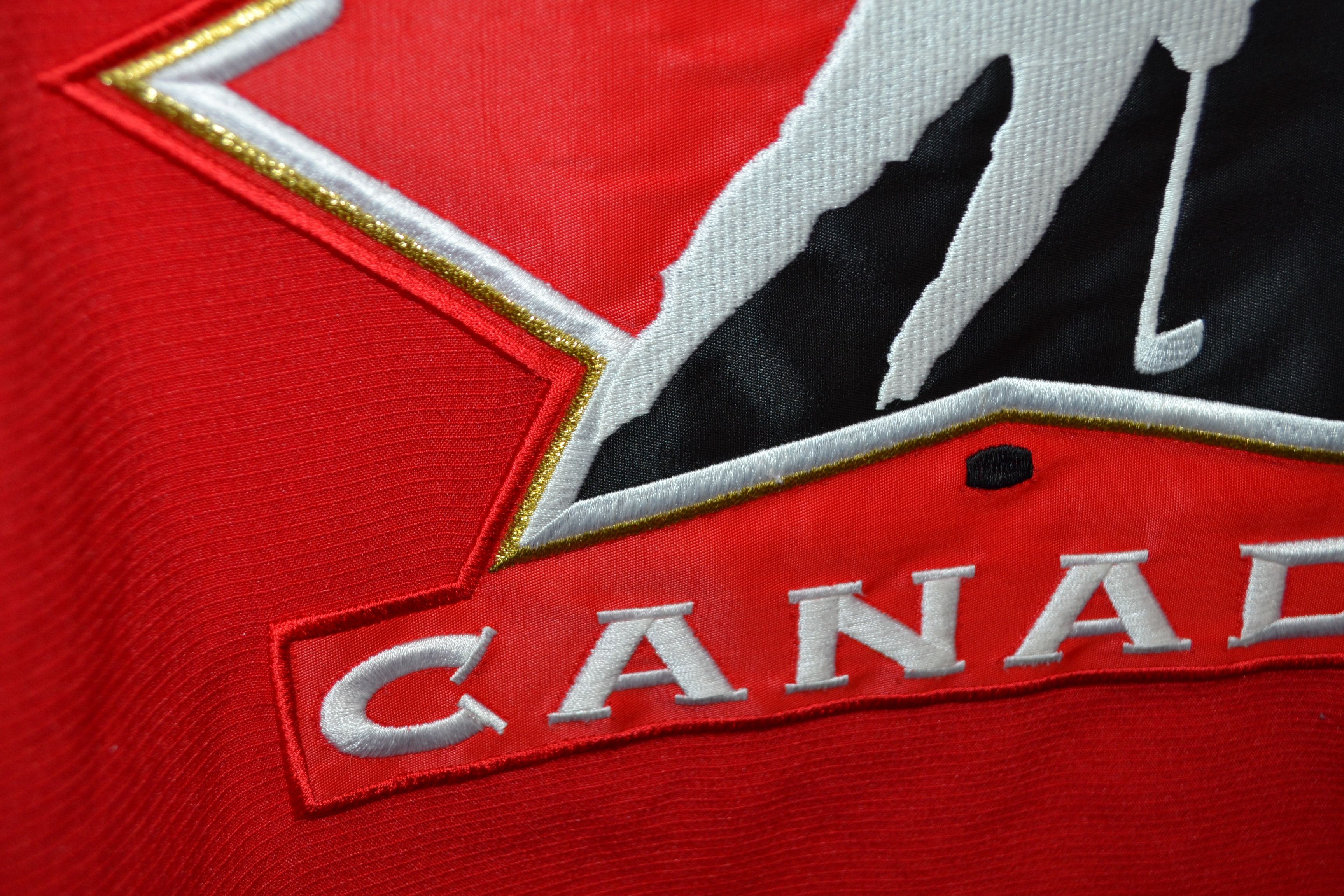 Nike Bryan McCabe Team Canada 2006 Olympics Jersey Nike L Size US L / EU 52-54 / 3 - 5 Thumbnail