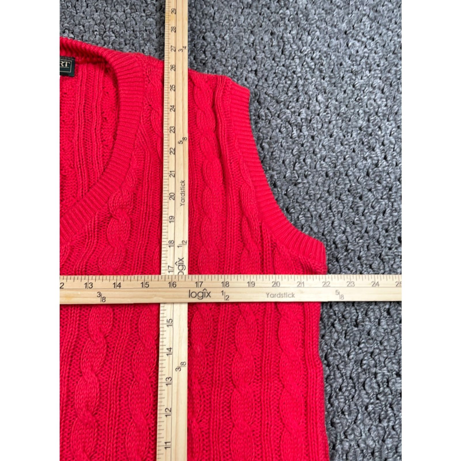 Vintage VINTAGE Preppy Cable Knit V-Neck Sweater Vest Men Large Red Cotton USA Made Austad Linksport by Austad's Size US L / EU 52-54 / 3 - 6 Thumbnail