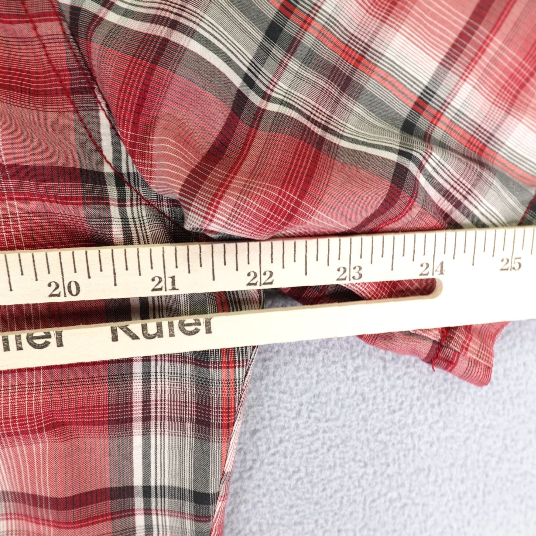 Vintage Kuhl Shirt Mens Medium Red Plaid Button-Up Lightweight Outdoor Workwear Casual Short Sleeve Button Size US M / EU 48-50 / 2 - 7 Thumbnail