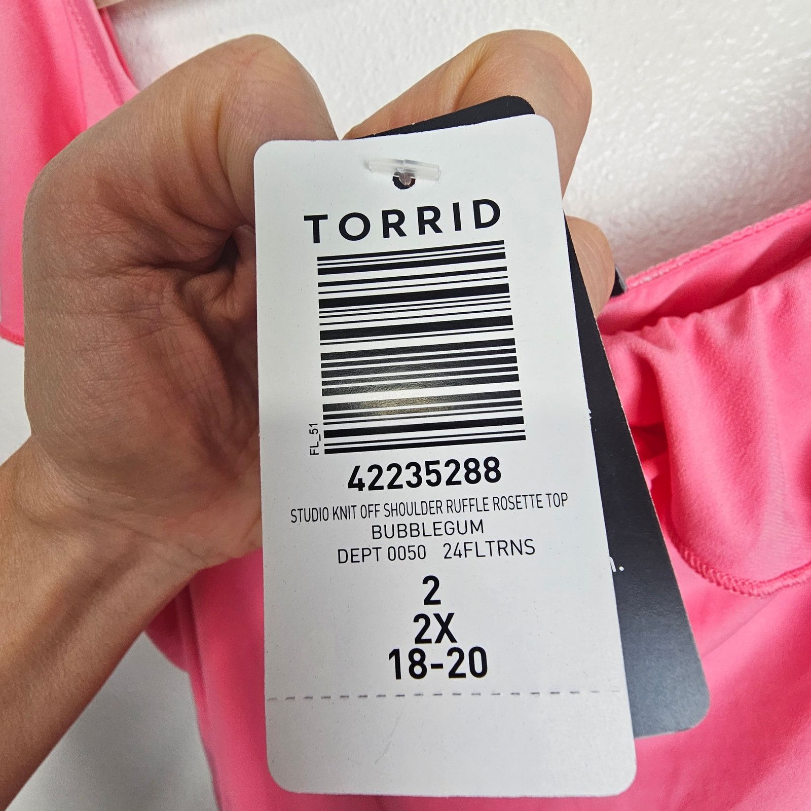 Corridor Torrid Blouse 2X Studio Knit Off Shoulder Ruffle Rosette Size XXL / US 16-18 / IT 52-54 - 8 Thumbnail