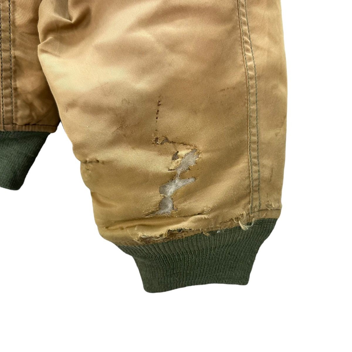 Avirex TRASHED🔥 87's AVIREX TYPE B15 FLIGHT JACKET #7706-166 Size US L / EU 52-54 / 3 - 24 Thumbnail