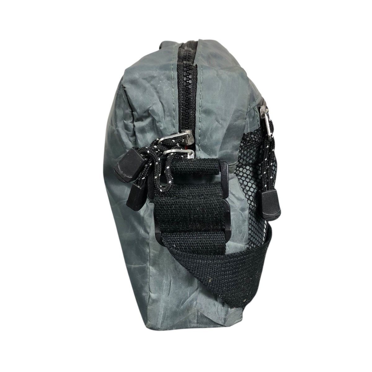 Coleman × Japanese Brand 📌Vintage Coleman Sling Bag Big Logo Size ONE SIZE - 8 Thumbnail