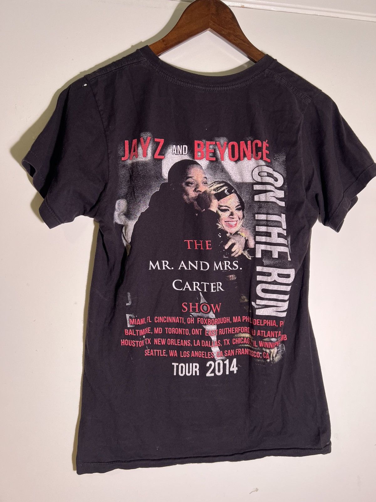 Rap Tees On The Run Beyoncé & Jay Z Rap R&B Pop Hip Hop Tour T Shirt Size US S / EU 44-46 / 1 - 2 Thumbnail