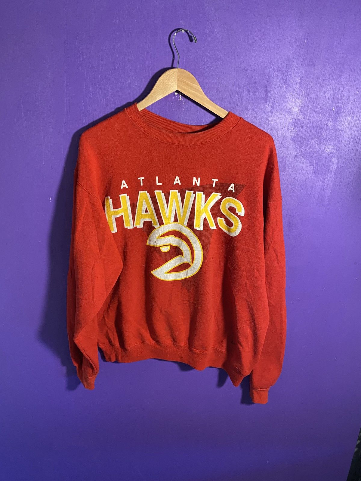 NBA Vintage 90s NBA Atlanta Hawks logo sweatshirt Size US XL / EU 56 / 4 - 1 Thumbnail