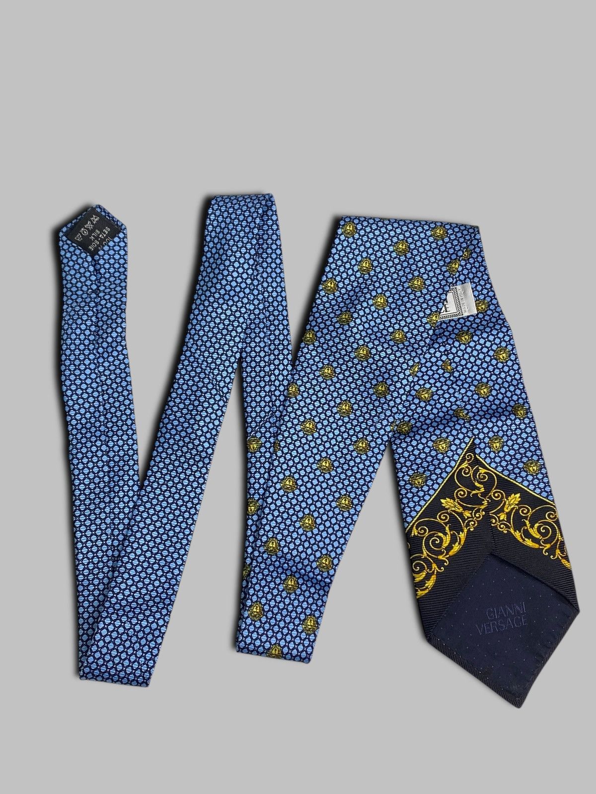 Versace Gianni Versace Rare Vintage Tie Blue Geometric Pattern Silk Size ONE SIZE - 8 Thumbnail