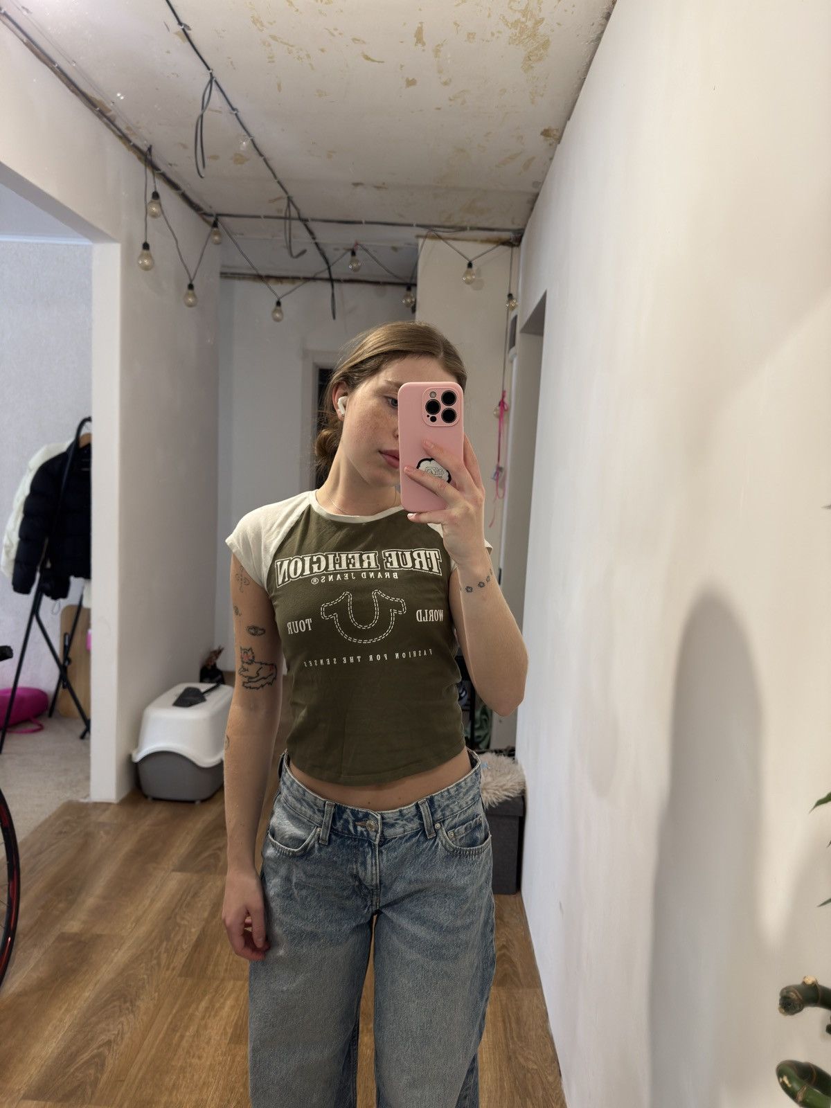 True Religion VINTAGE TRUE RELIGION CROPPED TEE Size S / US 4 / IT 40 - 6 Thumbnail