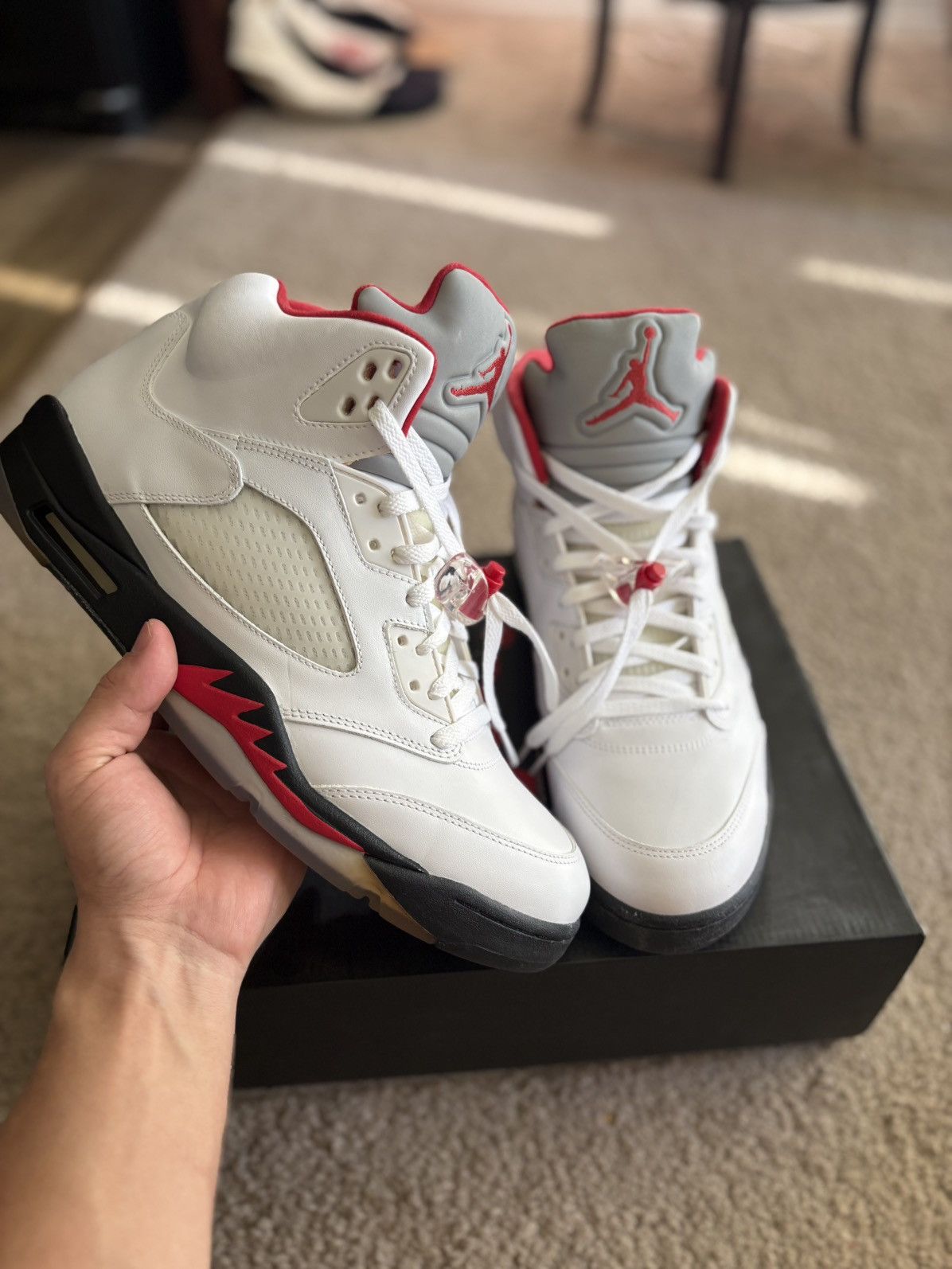 Jordan Brand Jordan 5 fire reds 2013 size 13 Size US 13 / EU 46 - 2 Thumbnail