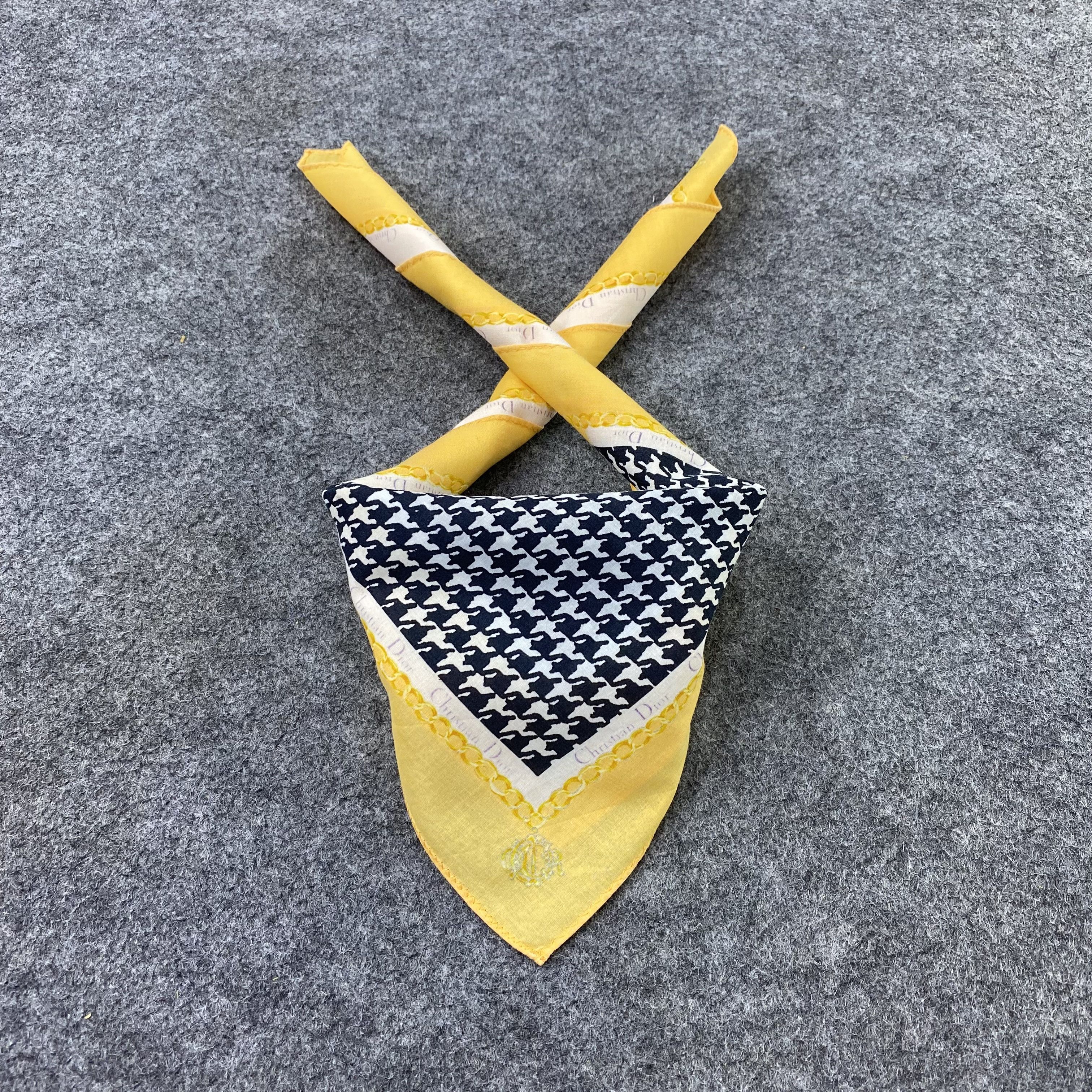Vintage Christian Dior Handkerchief / Bandana / Neckerchief-B2212 Size ONE SIZE - 2 Thumbnail