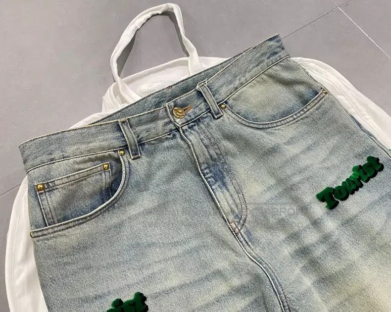 Louis Vuitton Louis Vuitton Classic graphic print jeans Size US 30 / EU 46 - 3 Thumbnail