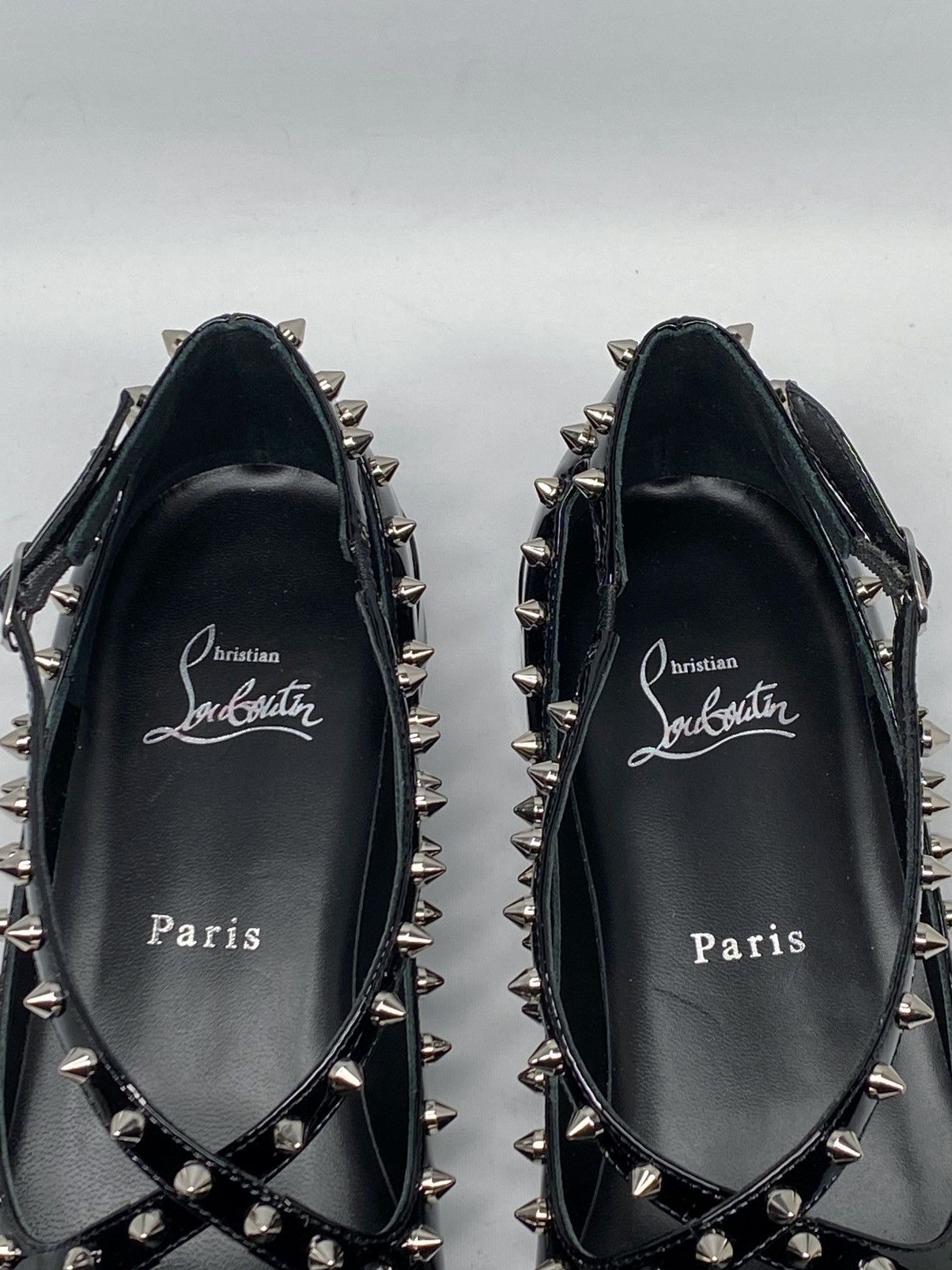 Christian Louboutin Christian Louboutin spike patent leather ballet flat size 40 Size US 10 / IT 40 - 10 Thumbnail