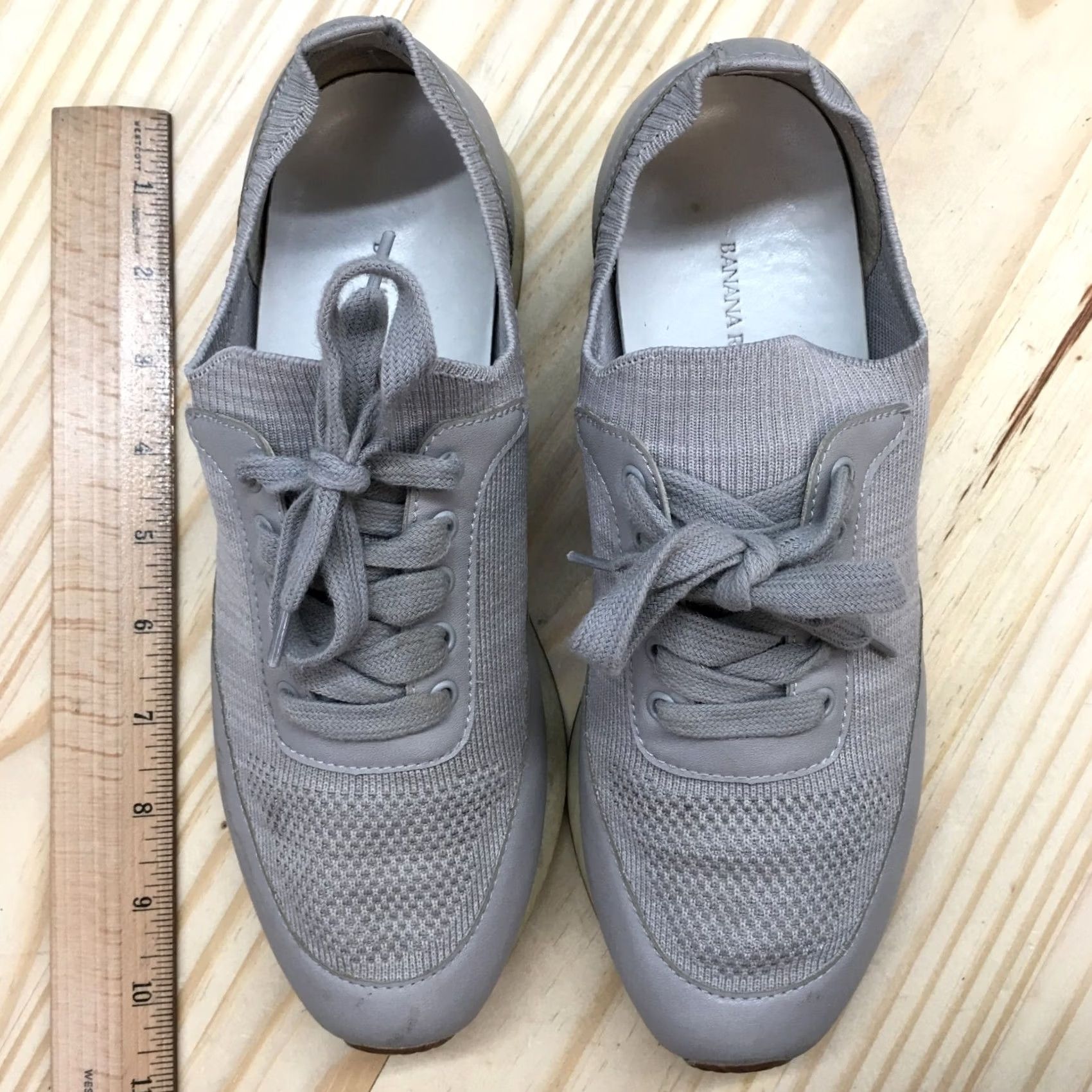 Banana Republic Banana Republic Shoes Womens 6 M Sporty Low Top Knitted Sneakers Gray Fabric Sneakers Gray Women Size M / US 6-8 / IT 42-44 - 6 Thumbnail