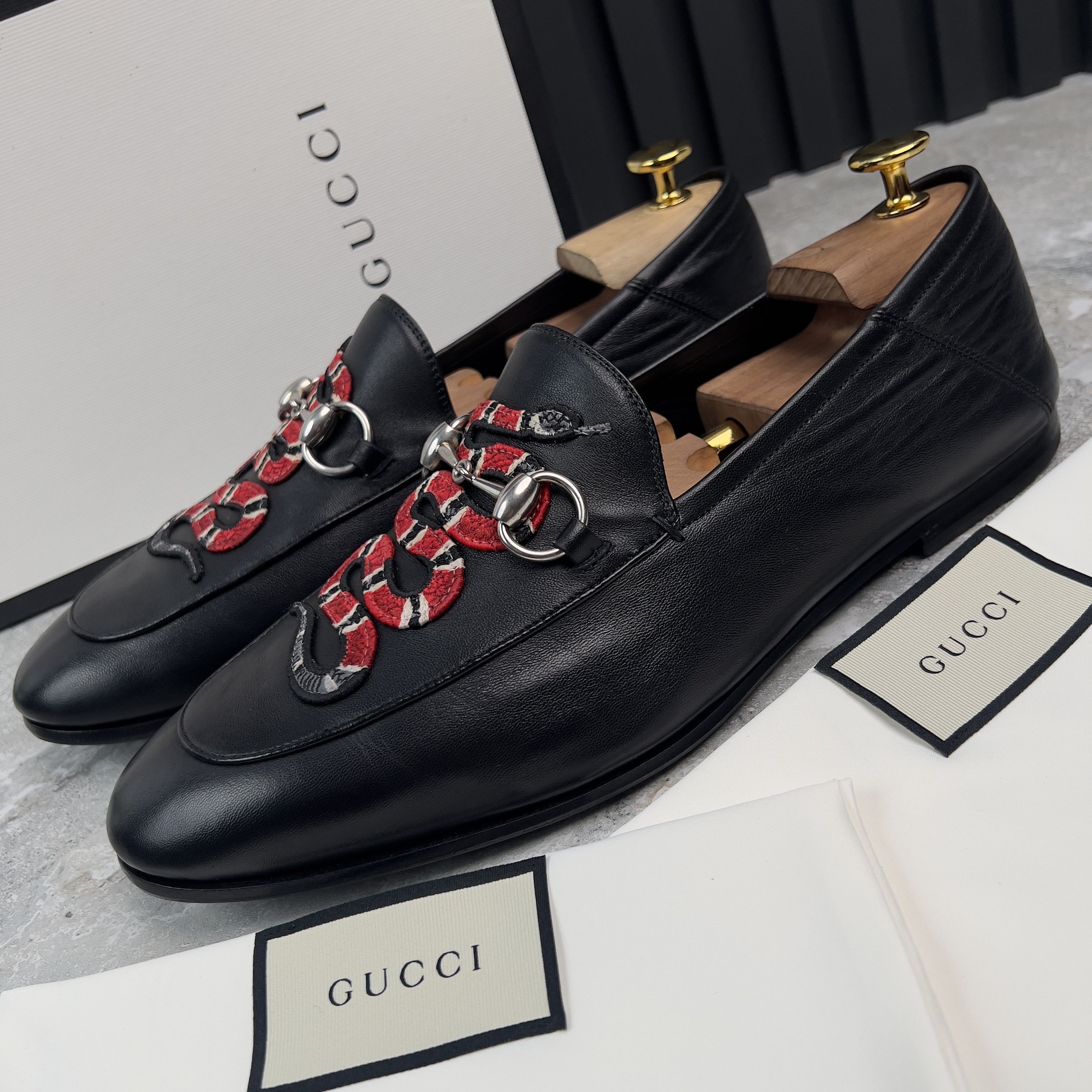 Rare Vintage GUCCI HORSE BIT LOAFER SHOES BLACK ITALY 42 US 9 Gucci Horse Bit Shoes Gucci Horse Bit Men main image 3
