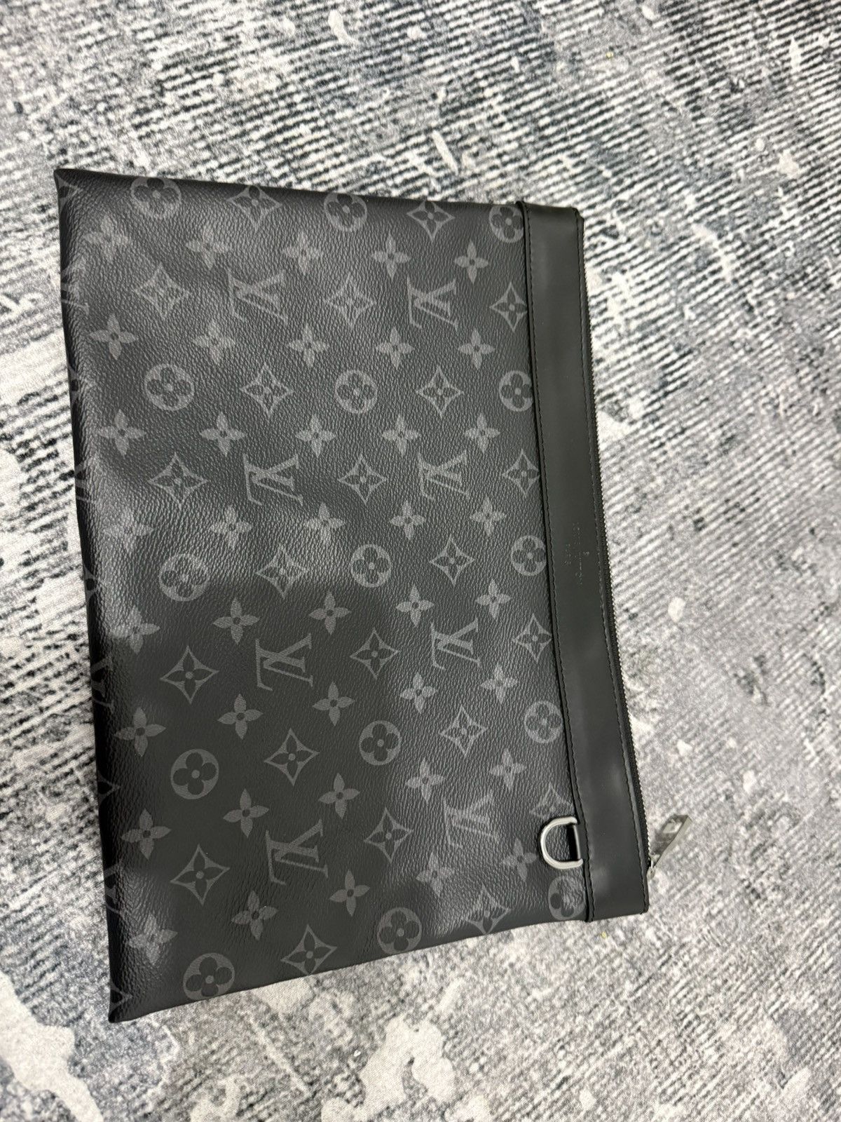 Louis Vuitton LOUIS VUITTON POCHETTE VOYAGE Size ONE SIZE - 1 Thumbnail