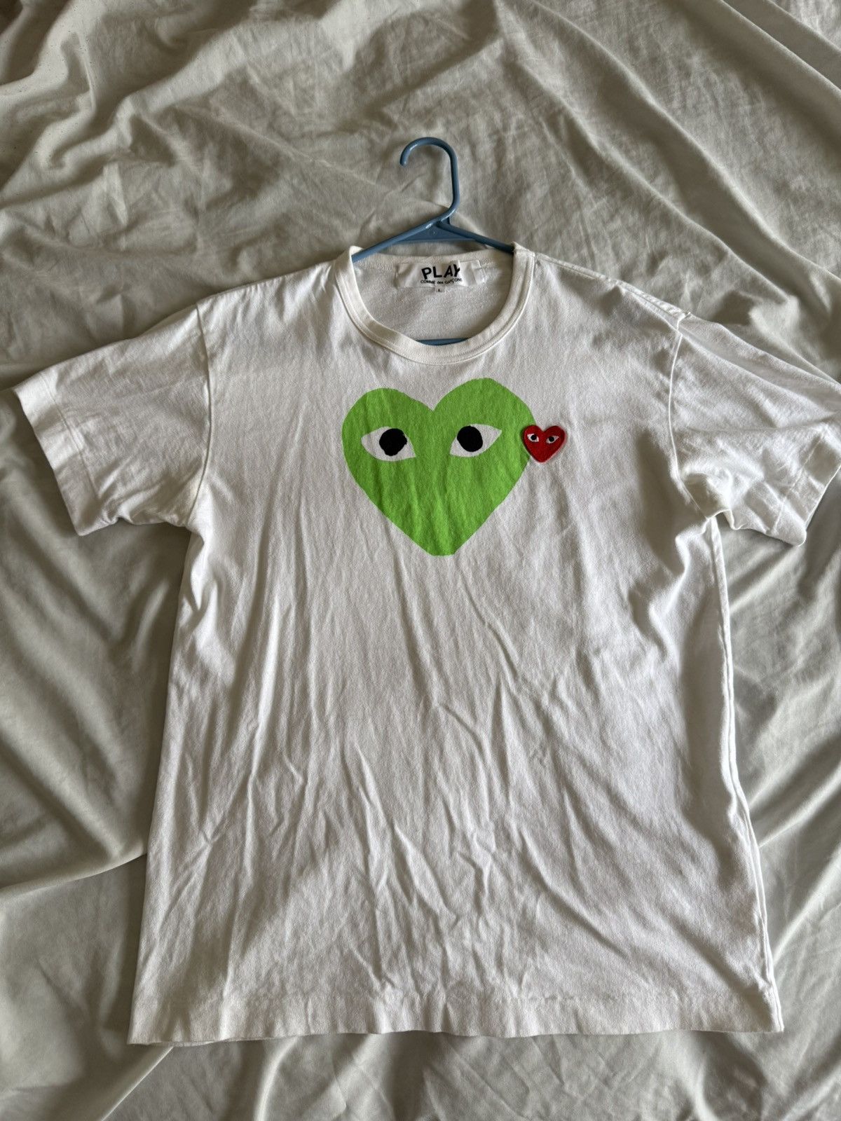 Comme des Garcons Commes Des garçons Green Play Heart T shirt Size US L / EU 52-54 / 3 - 1 Thumbnail