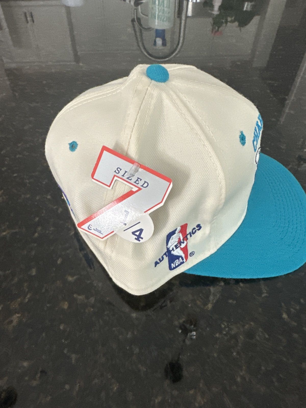 Sports Specialties Charlotte Hornets sports specialties vintage NWT NBA Size ONE SIZE - 3 Thumbnail