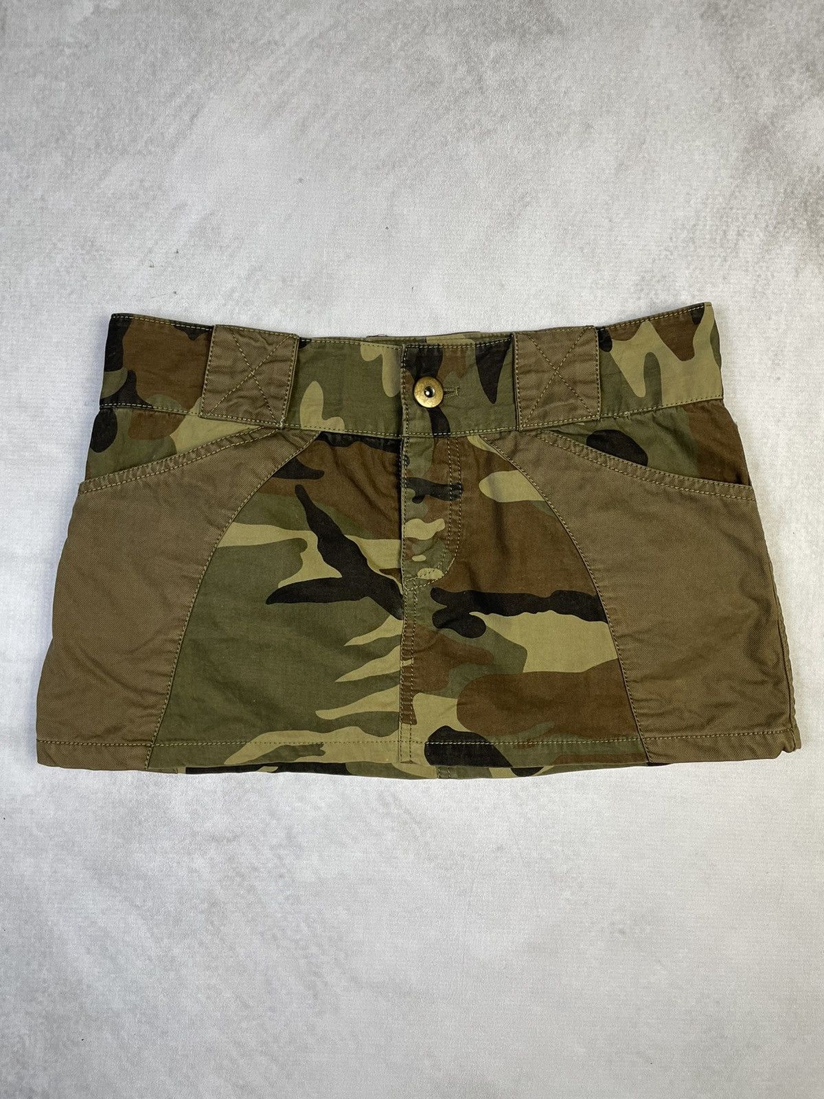 GOA 2000s Moussy Cargo Camo Micro Skirt Size 27" / US 4 / IT 40 - 2 Thumbnail