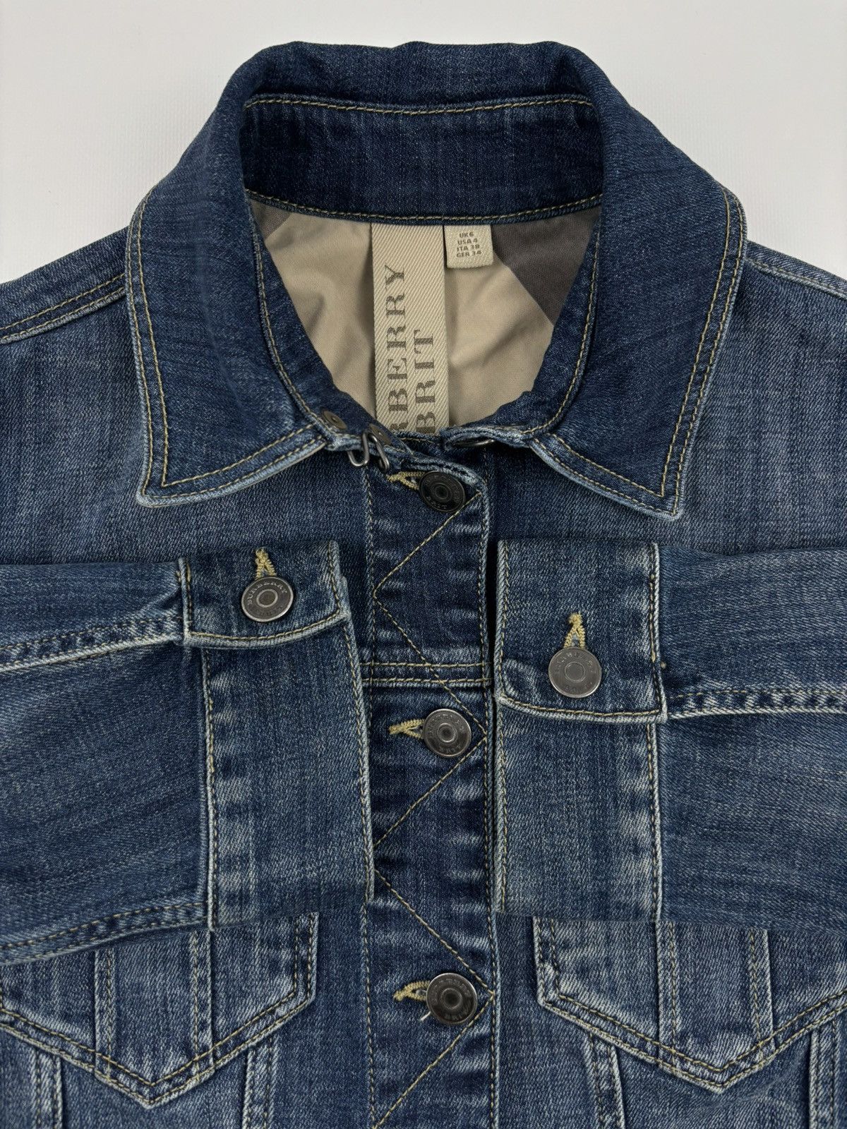 Burberry BRIT Nova Check Trim Denim Blue Trucker Buttons Jacket Jean Crop Bomber Size S / US 4 / IT 40 - 12 Thumbnail