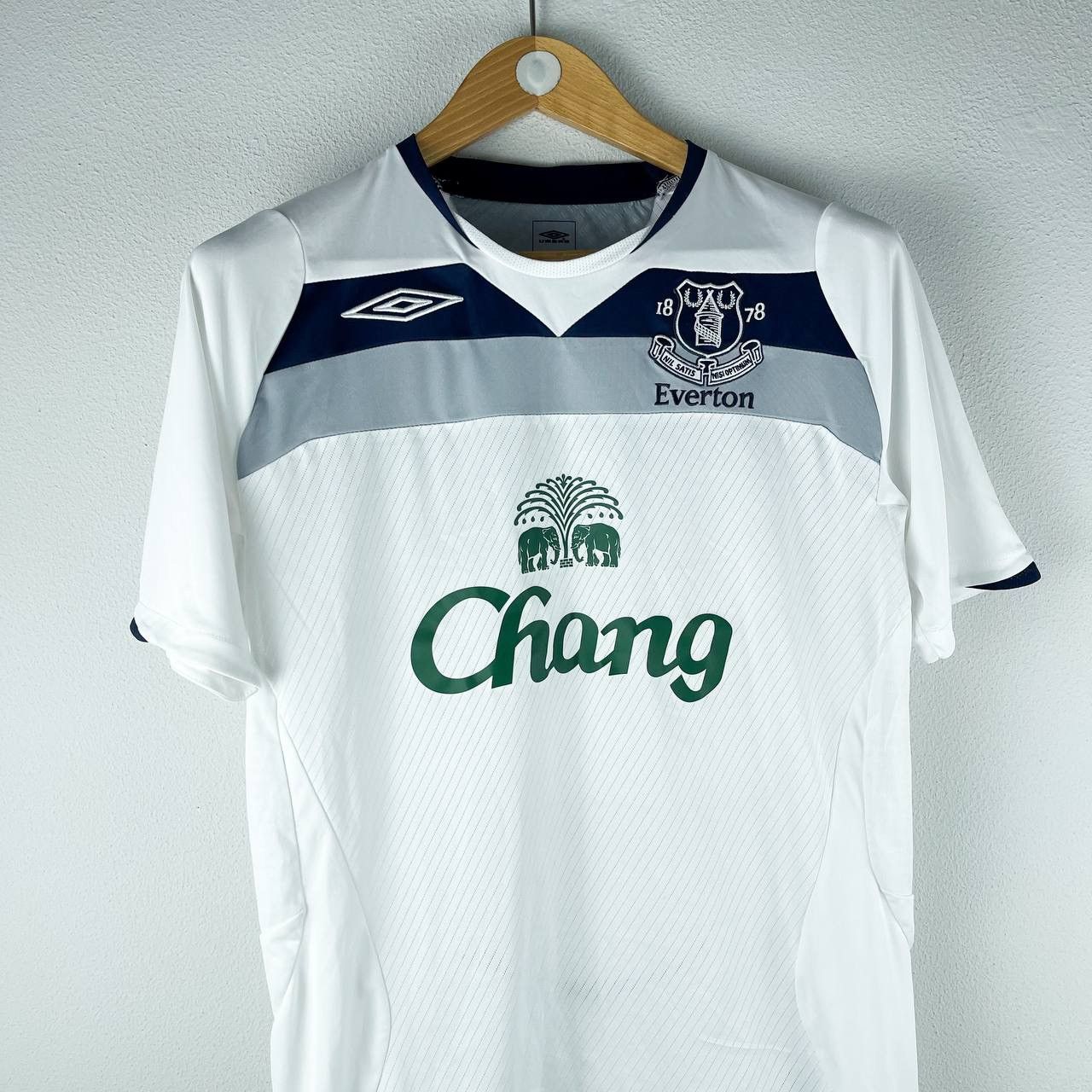 Umbro Umbro Jersey Everton Size US M / EU 48-50 / 2 - 3 Thumbnail