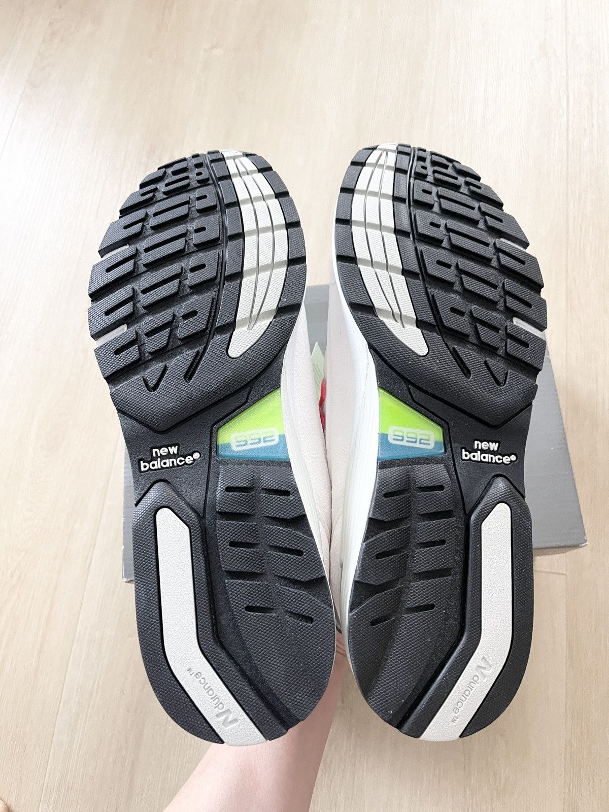 New Balance RARE! New Balance 992 Made in USA White Neon - Size 12 Size US 12 / EU 45 - 7 Thumbnail