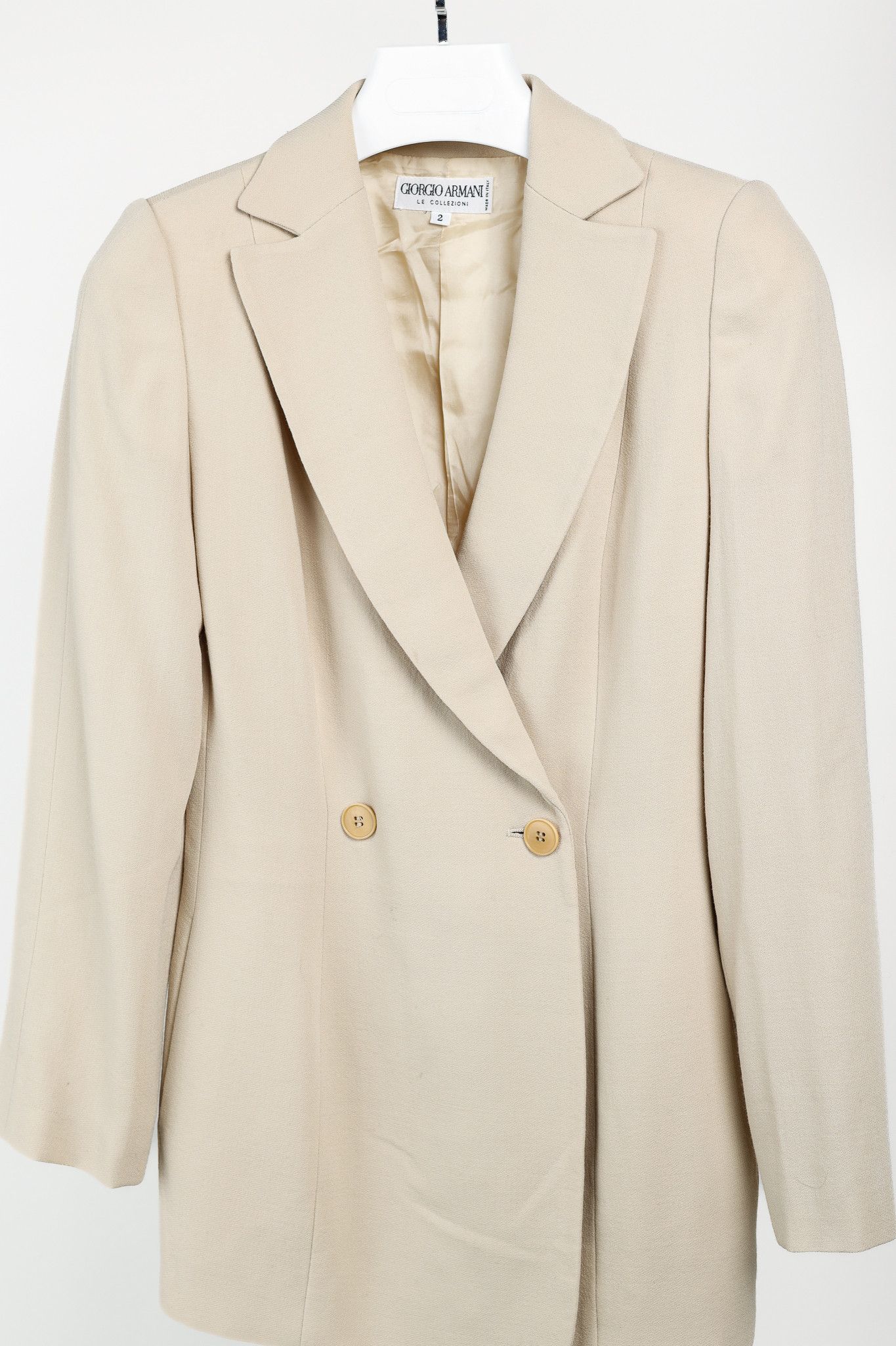 Giorgio Armani Giorgio Armani Vintage Minimalist Beige Wool Blazer Size XS / US 0-2 / IT 36-38 - 3 Thumbnail