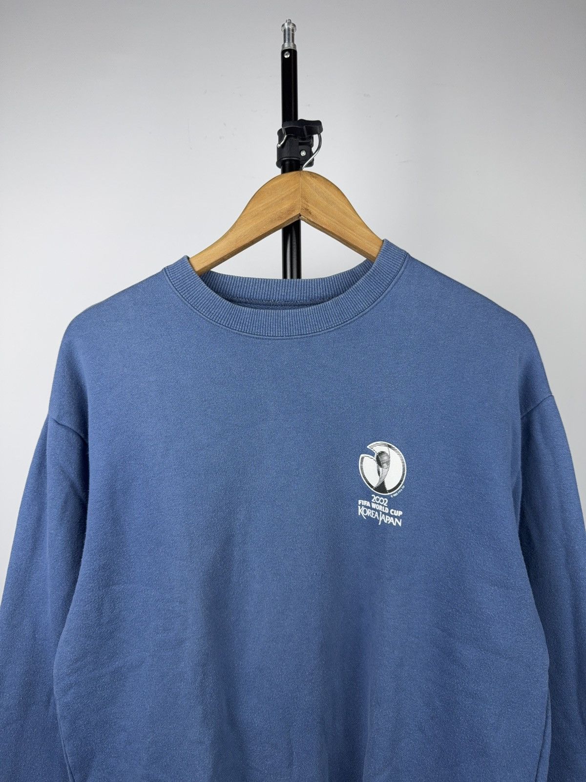 Vintage Vintage FIFA World Cup 2002 Korea Japan Crewneck Sweatshirt Size US M / EU 48-50 / 2 - 3 Thumbnail