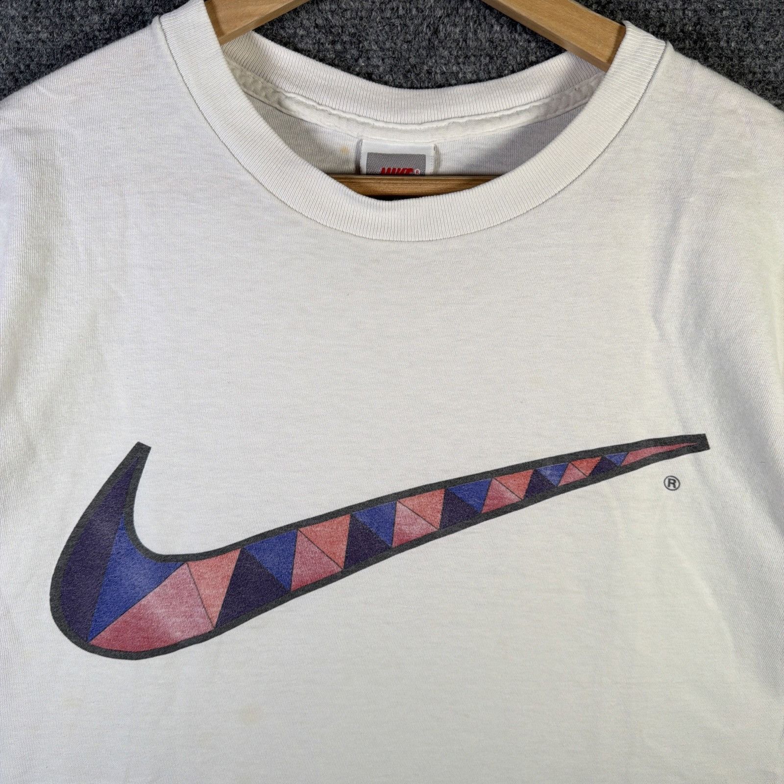 Nike Vintage Nike Shirt Mens White 80s Center Swoosh Jungle ACG Size US M / EU 48-50 / 2 - 2 Thumbnail