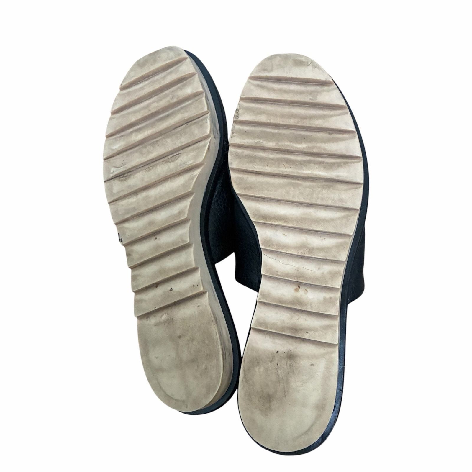 Other Mercedes Castillo Black Leather Teah Mules Sz 6.5 Size US 6.5 / IT 36.5 - 4 Thumbnail