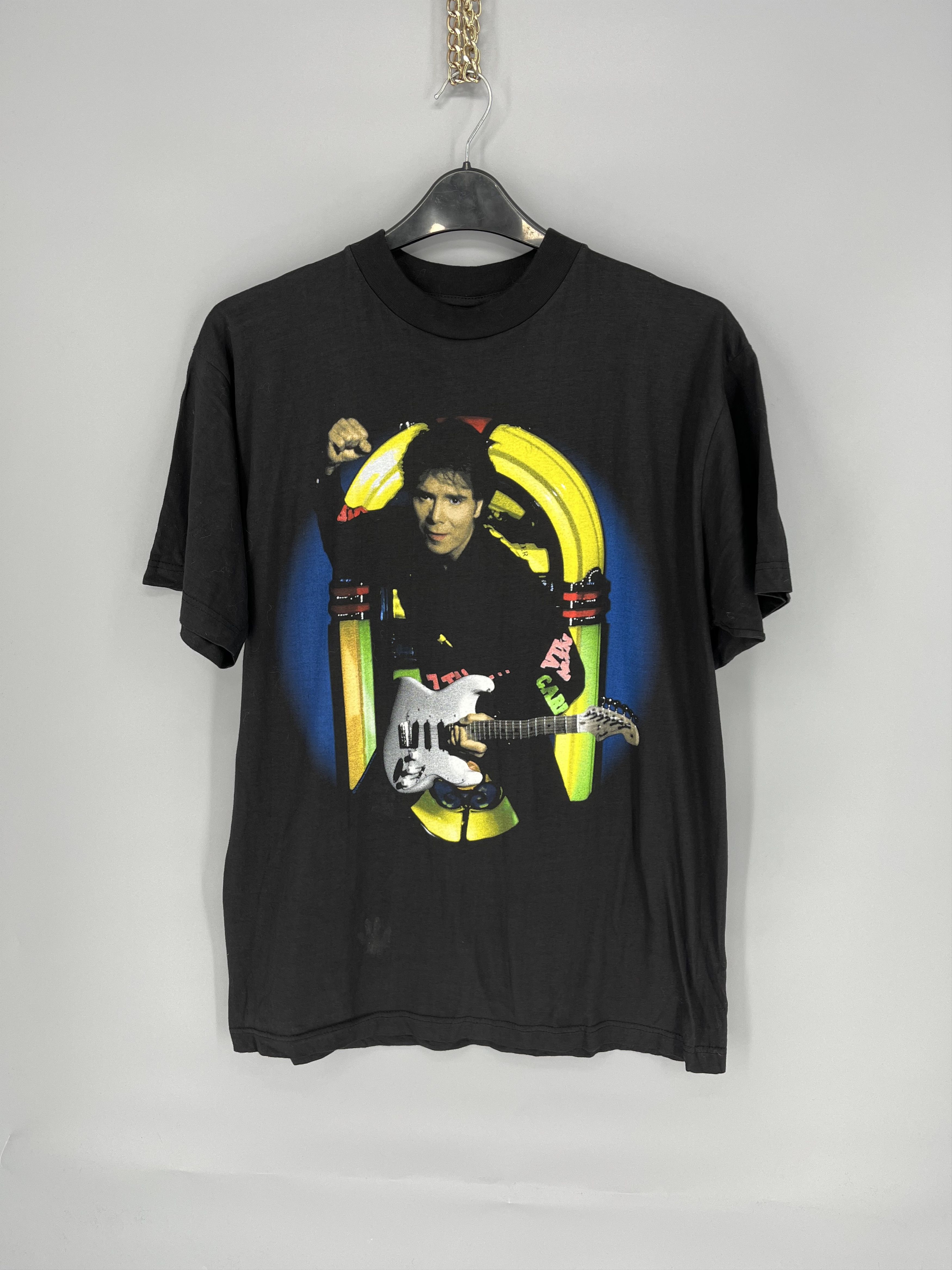 Band Tees Vintage 1994 CLIFF RICHARD Band Tour Rock T-shirt Streetwear Size US L / EU 52-54 / 3 - 1 Thumbnail