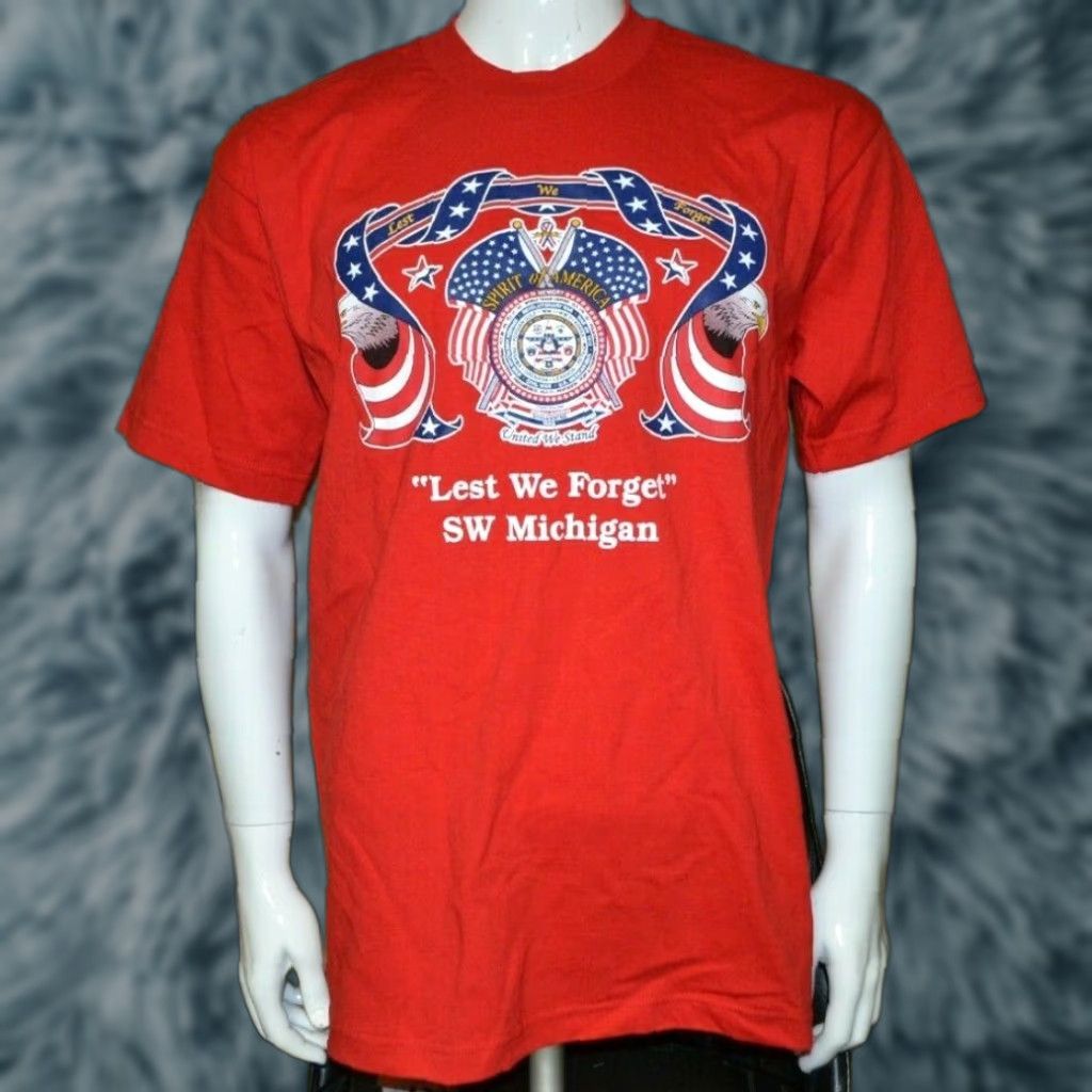 ESPIRIT VINTAGE Bayside T Shirt Spirit Of America USA Veterans Red Short Sleeve Large Mens L Shirt Graphic Tee 100% Cotton Boy s? Size US L / EU 52-54 / 3 - 1 Thumbnail