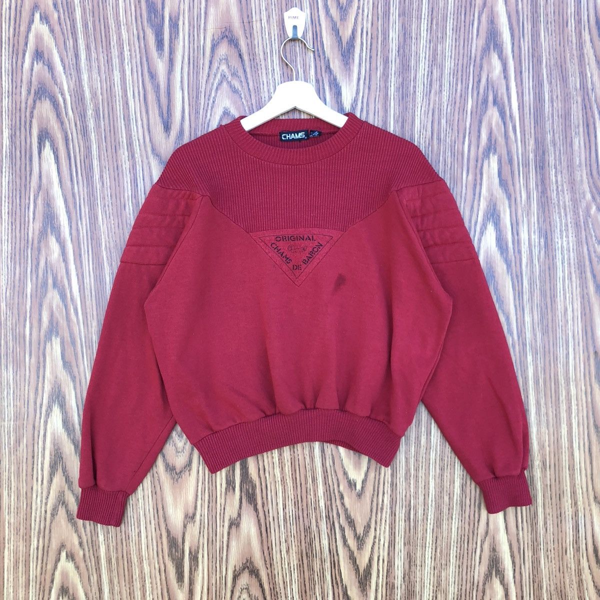 Vintage Vintage Chams Ribbed Sweatshirt Medium Red Jumper Graphic Size L / US 10 / IT 46 - 1 Thumbnail