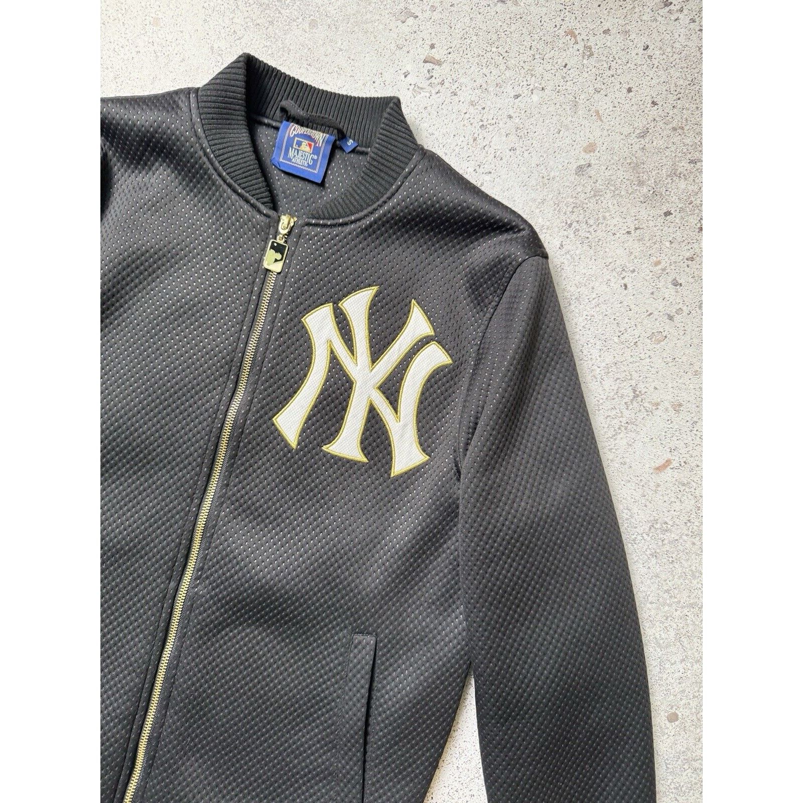Vintage Majestic New York Yankees Bomber Jcaket Size S Black
